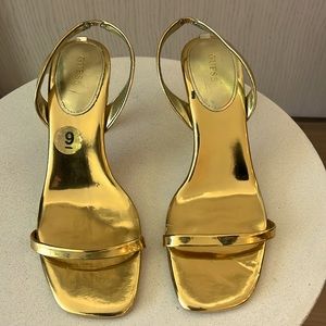 Guess Gold Sandals